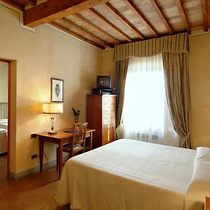 Alojamento de Acomodação e Pequeno-almoço Palazzo Al Torrione, San Gimignano