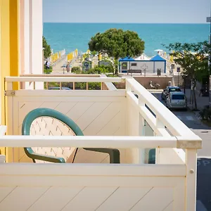 appartamenti-mare-caorle.hotelinveneto.com/