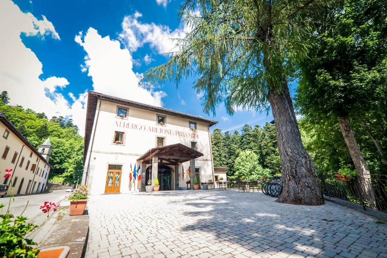 Hg Abetone E Piramidi Resort 4*,  Italy