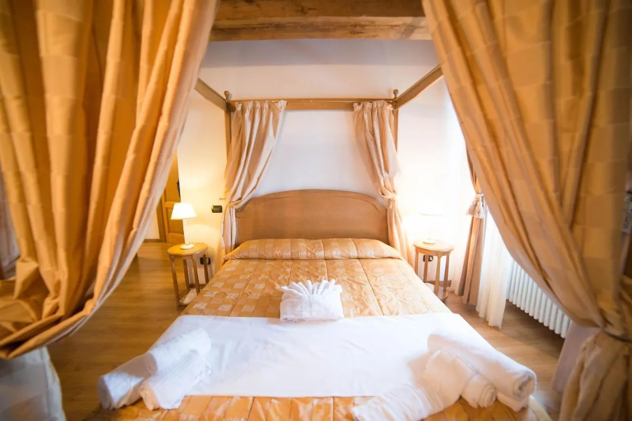 Hg Abetone E Piramidi Resort 4*,  Italy